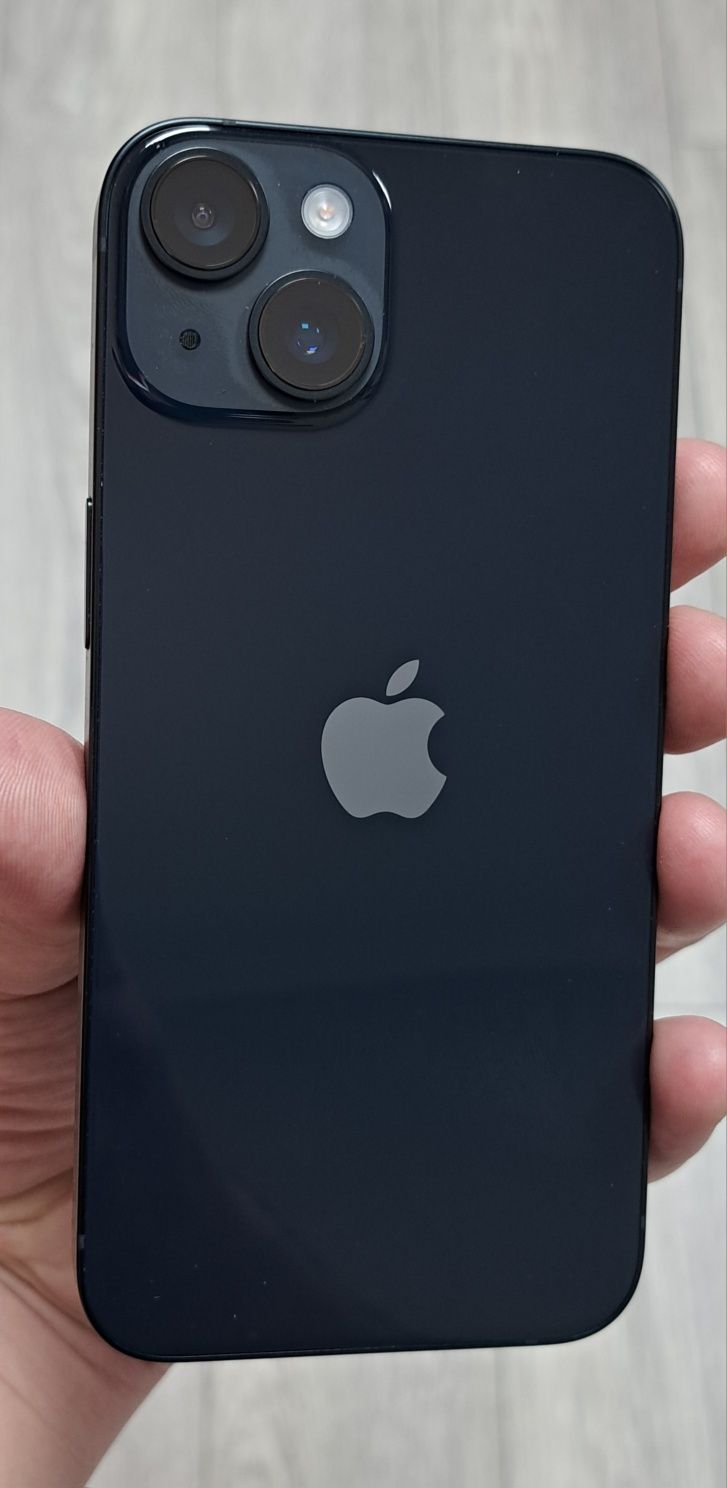 Продам iPhone 14, 128 Gb midnight