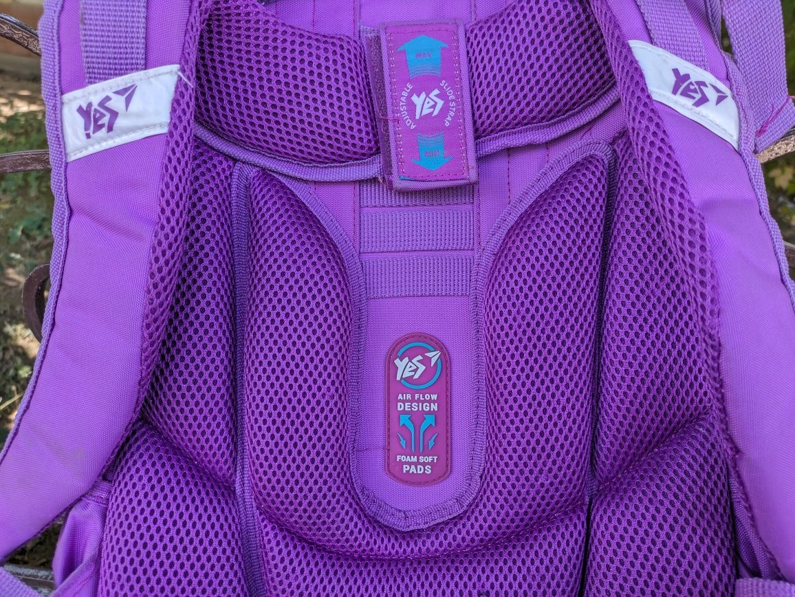 Рюкзак школьный с анатомической вентилируемой спинкой