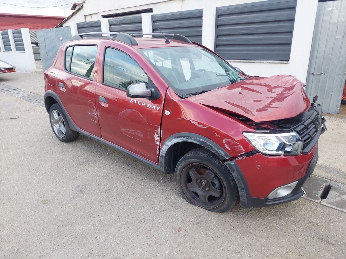 Dezmembrez Dacia Sandero stepway 11 2020 motor 1.0 sce