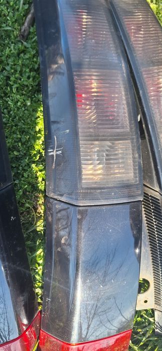 Vând stopuri și faruri Meriva A
