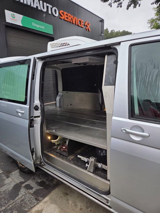 Volkswagen transporter dric funerar cu frig