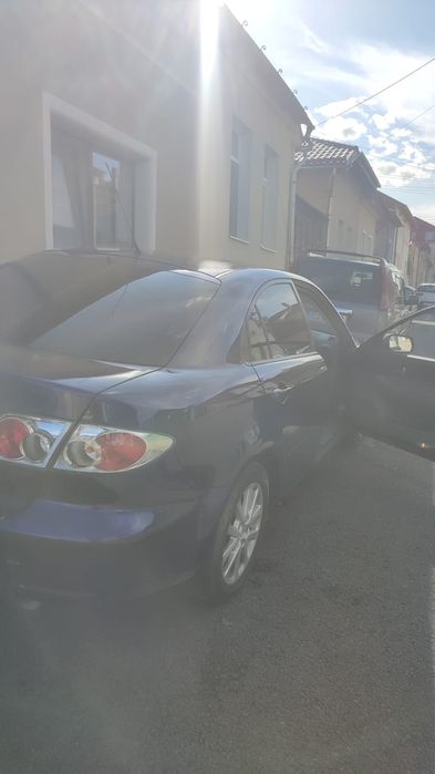Vând Mazda 6 3000 e negociabil