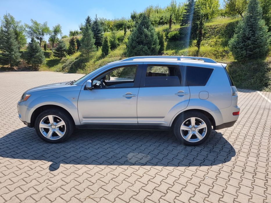 Mitsubishi outlander