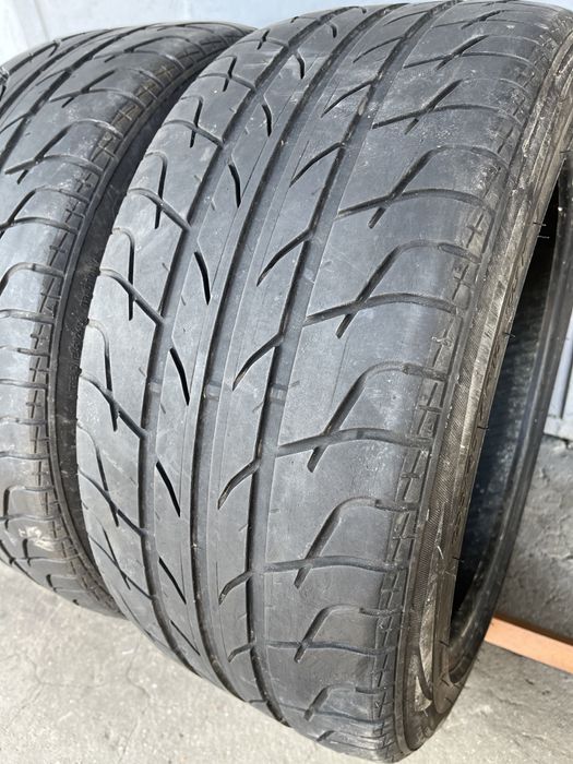 2 бр. летни гуми 255/45/18 Kоrmоran DOT 2216 4,5 mm
