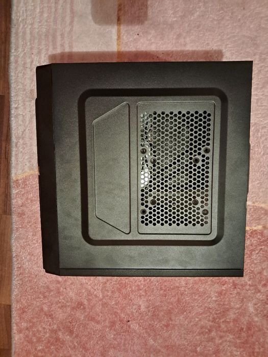 Vand carcasa pc buna