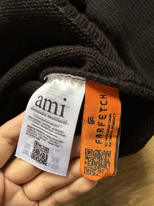 AMI Paris пуловери размер L. От FARFETCH