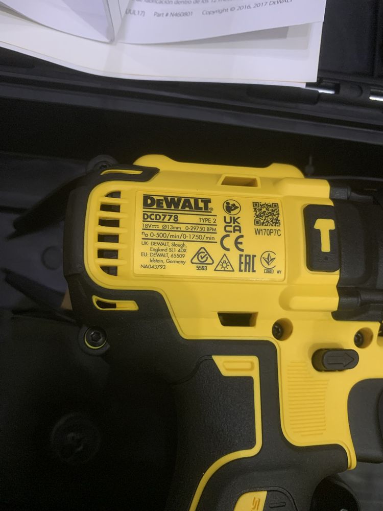 Винтоверт Dewalt DCD778N