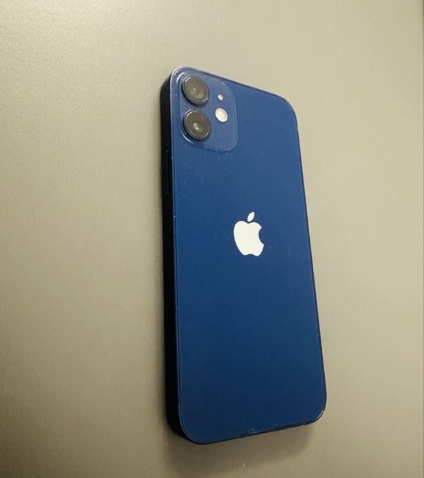 vând iPhone 12 mini