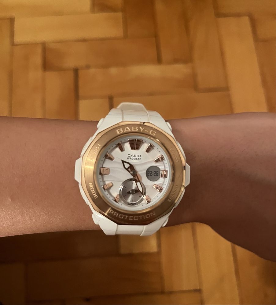 Casio Baby-G BGA-2206-7A – дамски, водоустойчив, отлично състояние
