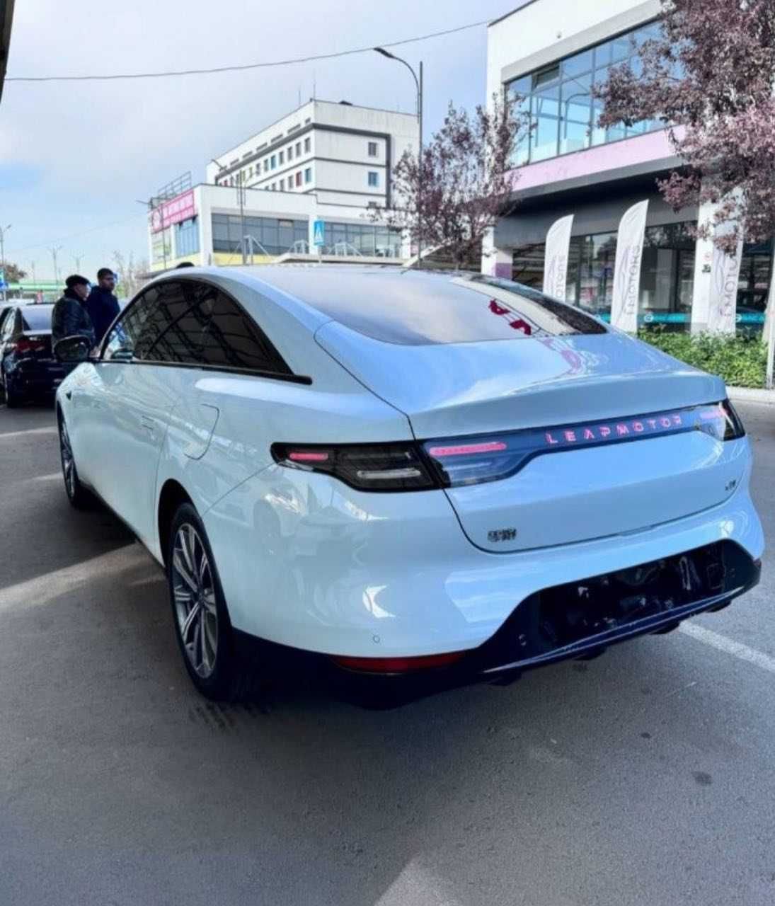 Leapmotor C01 Hybrid Muddatli Tolov Mavjud Bitta Passport bilan.