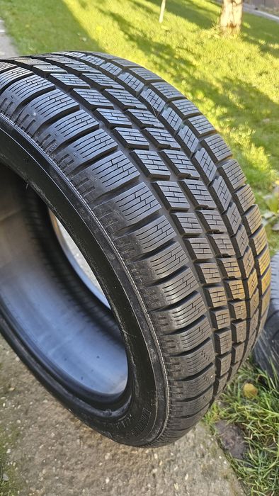 Anvelope de iarna  pirelli 245/45 R18