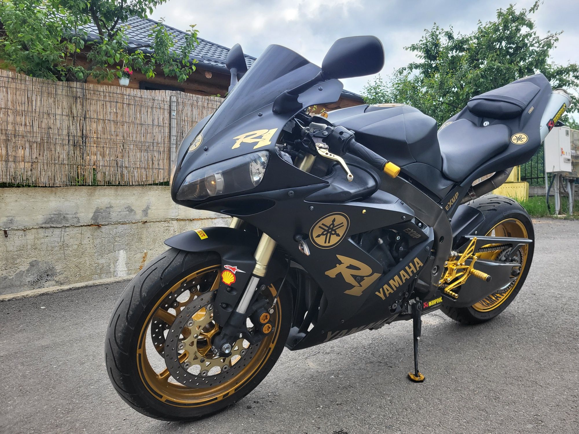 Vând Yamaha YZF r1 rn12
