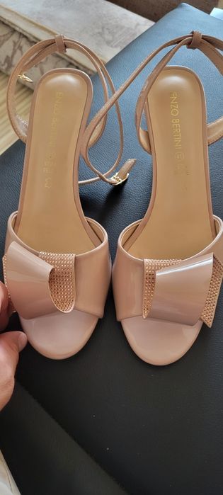 Pantofi benvenuti