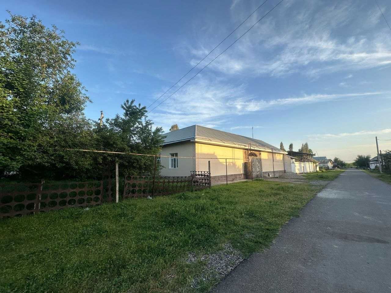 Срочно продам дом в хорошим месте.
