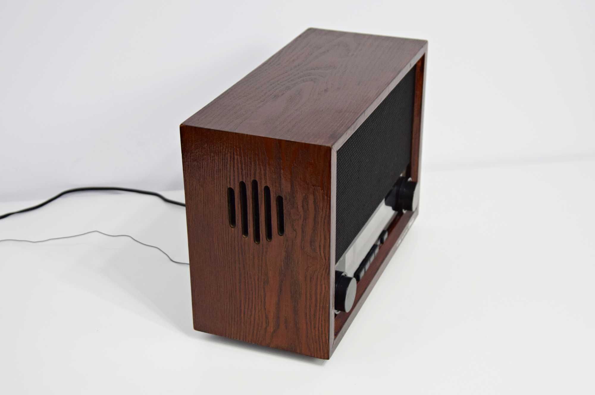 Radio Lenco PT-7090, retro