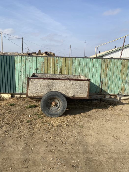 Прицеп сатылады.