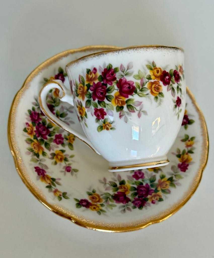 Сет чашка с чинийка Royal Grafton Fine Bone China