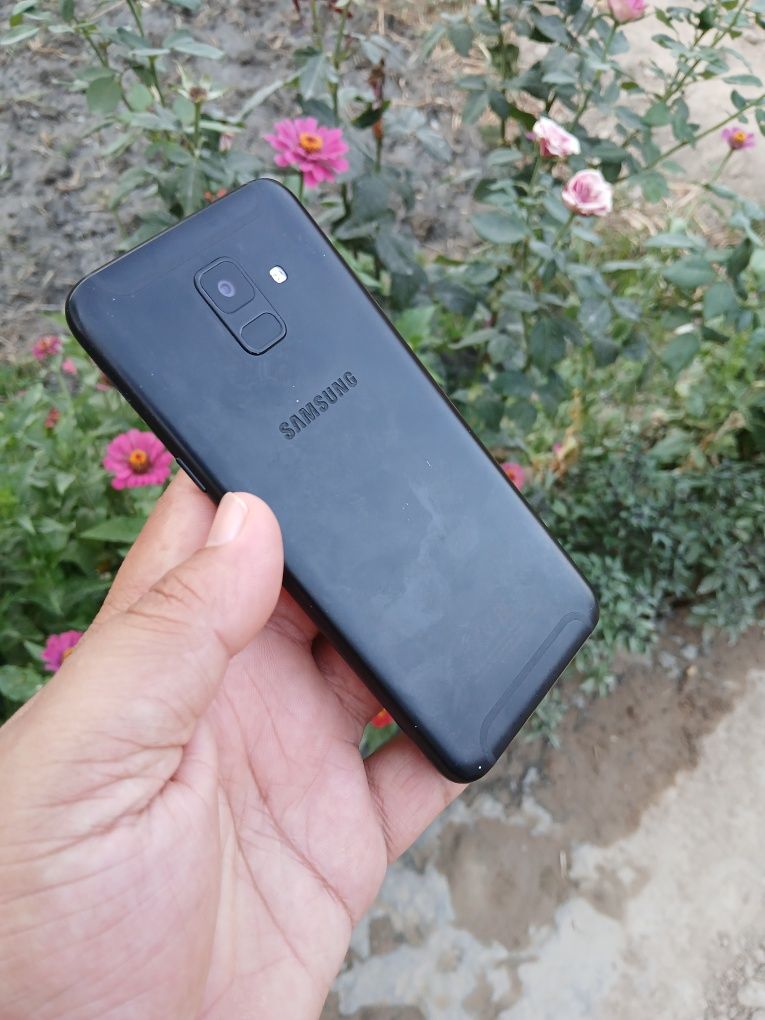 Samsung A6 ruyxatan utgan