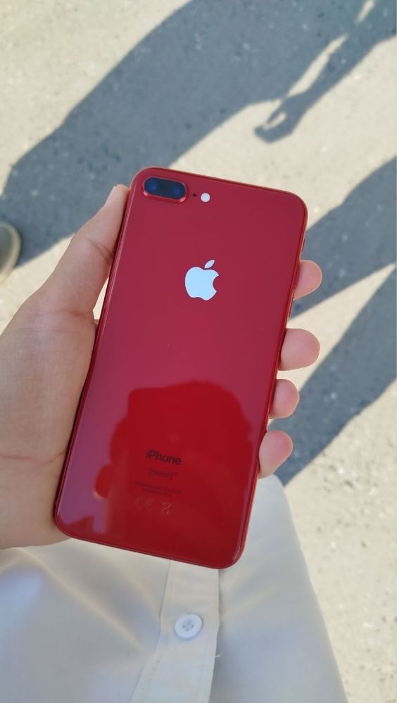 iPhone 8+ 64GB/100%
