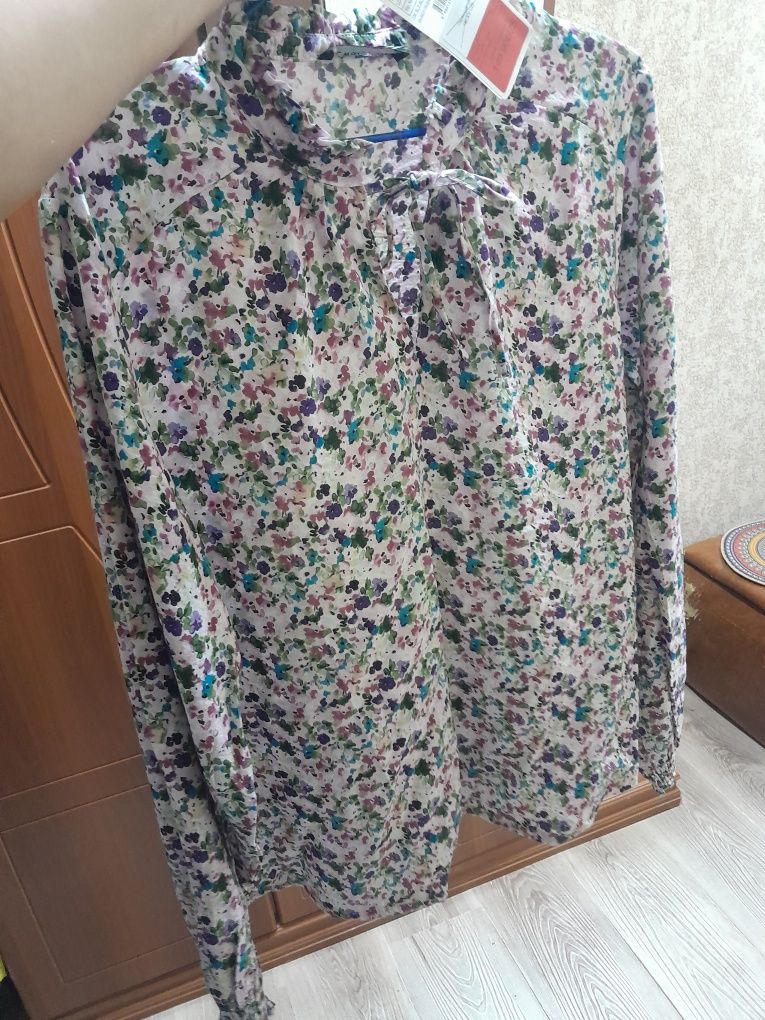 Блузка новая  для лето