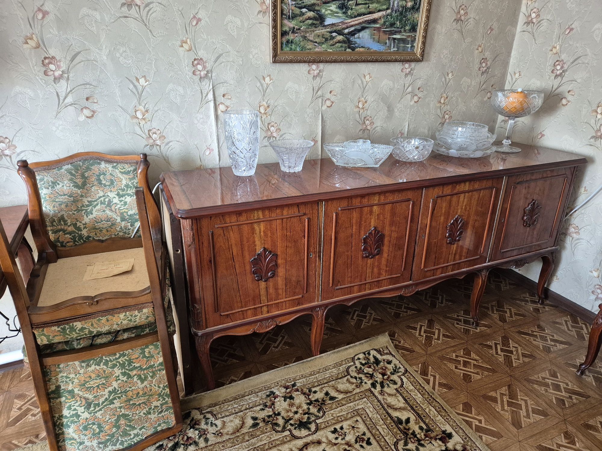 Продам столовый Гарнитур "Элеонора"
