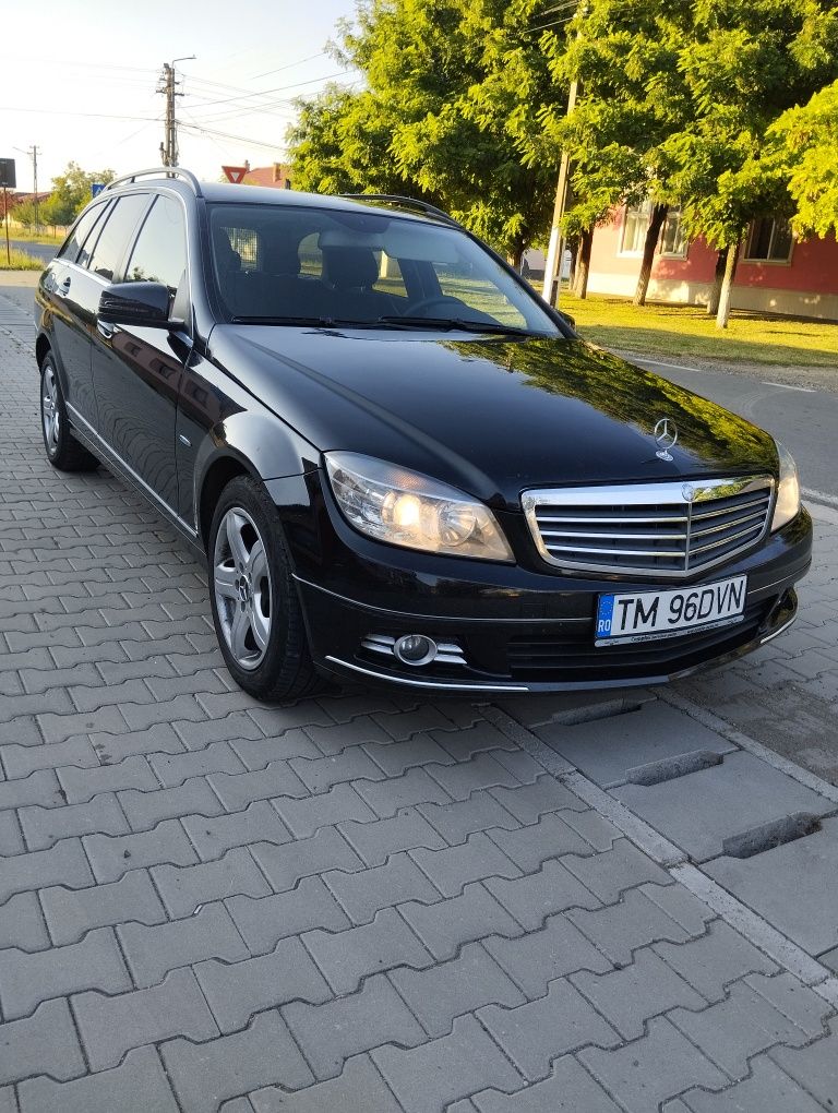 Mercedes-Benz C200