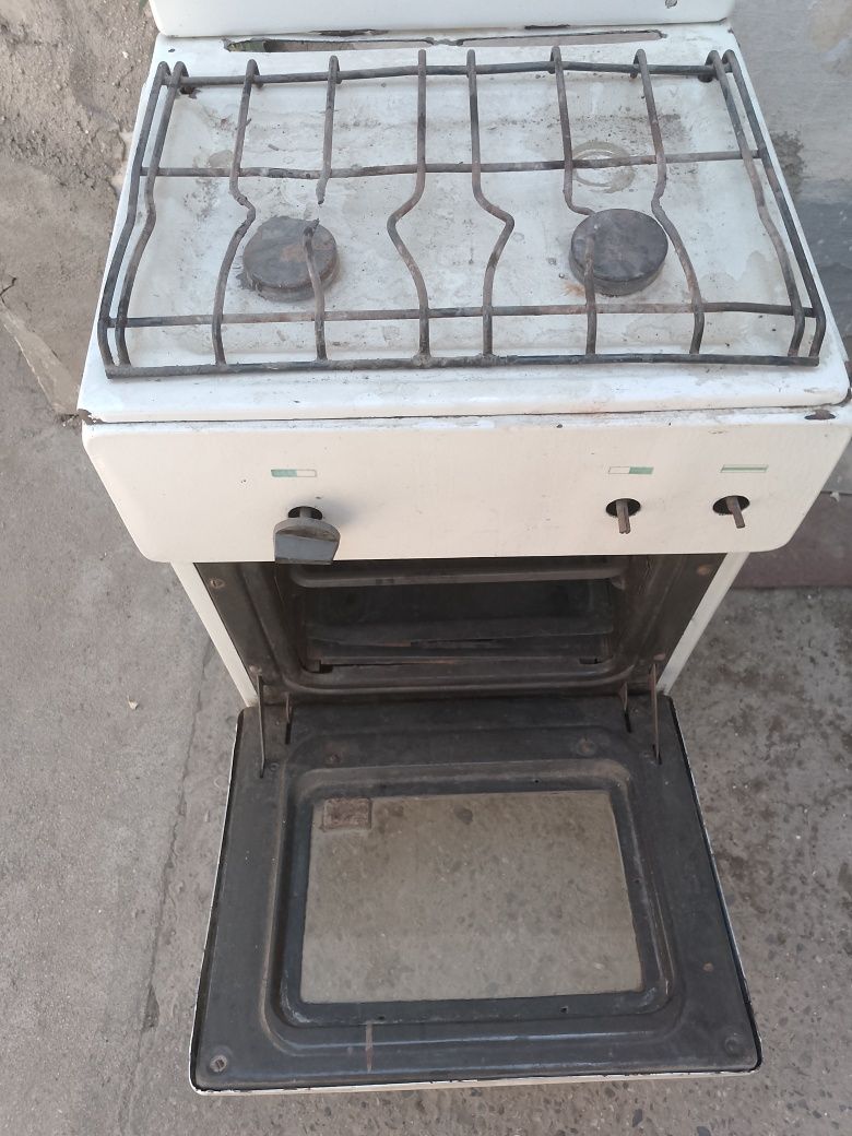 Продам газ плиту