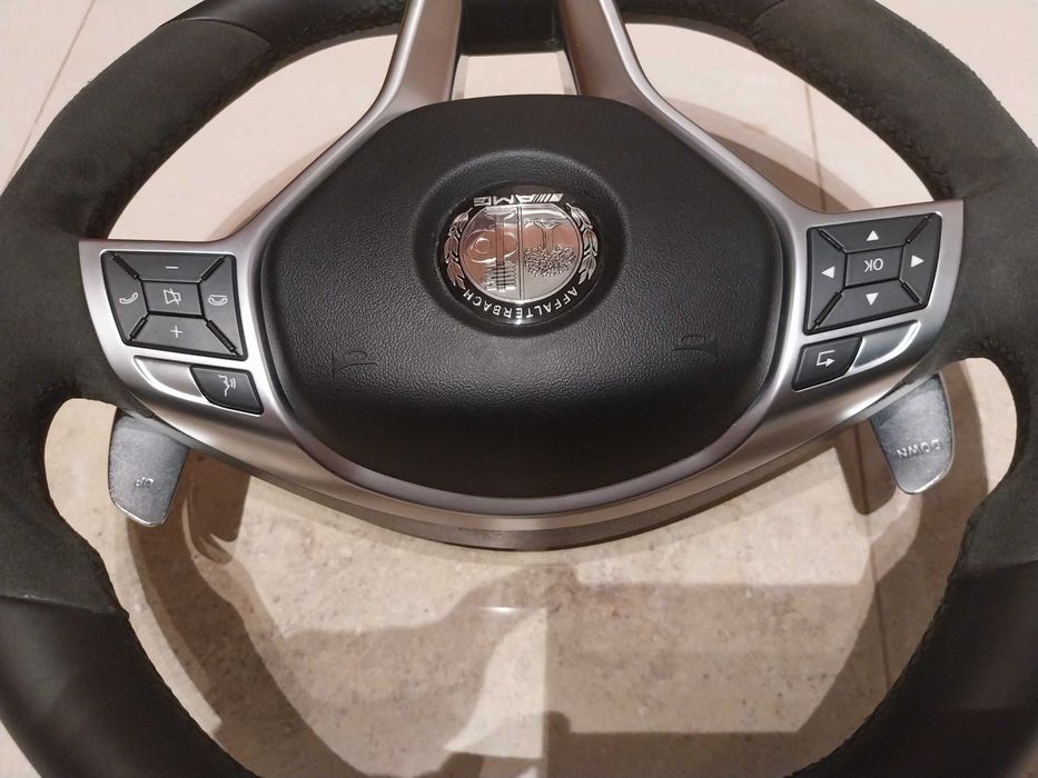 Мерцедес AMG Performance волан - Mercedes W212 W218 W204 W463 W166