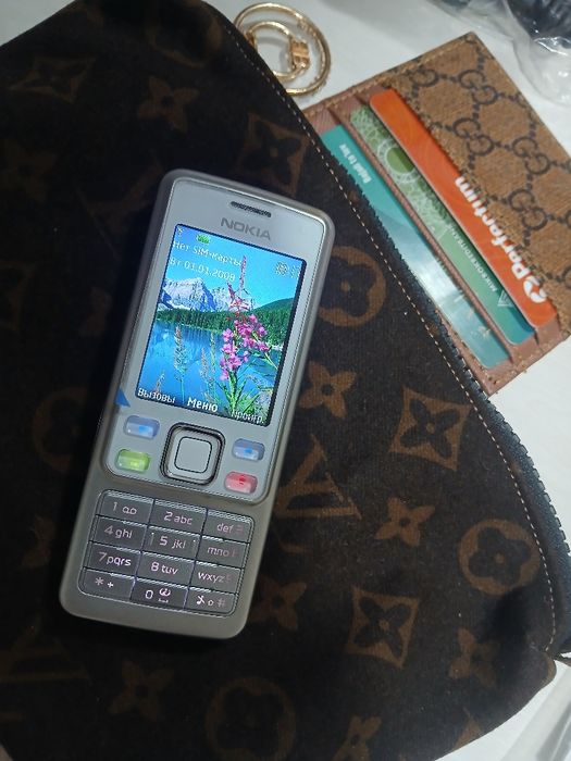Assalom alekum telefonlar sotiladi Original Nokia 6300 Qora Oq Silver