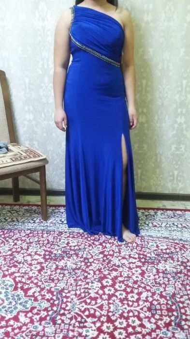 Продам красивое коктейльное платье