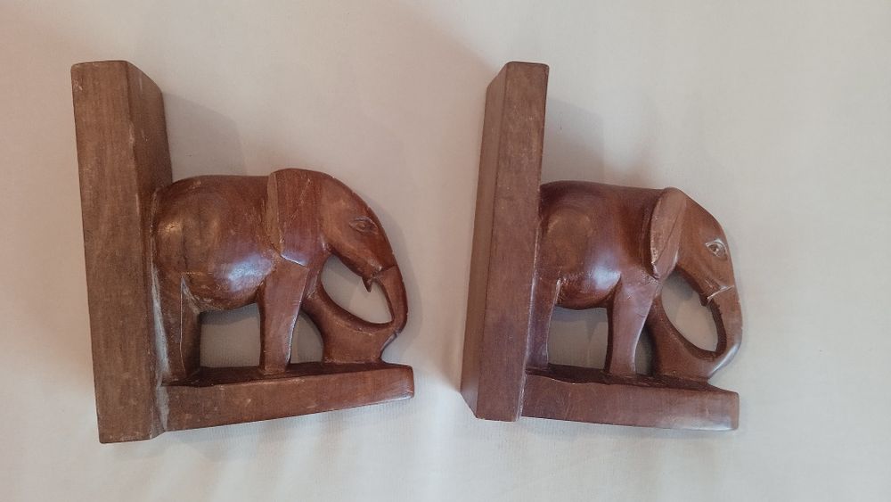 Elefanti, suporti laterali de carti, vechi, din lemn de palisandru