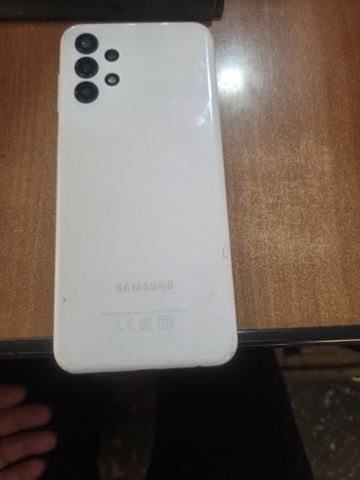 Самсунг а 13  телефони сотилади