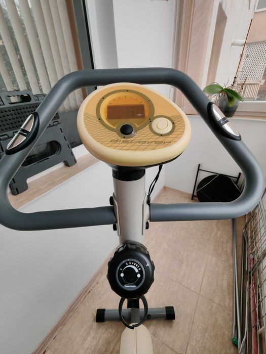 Bicicleta sport statica cu 8 trepte de intensitate