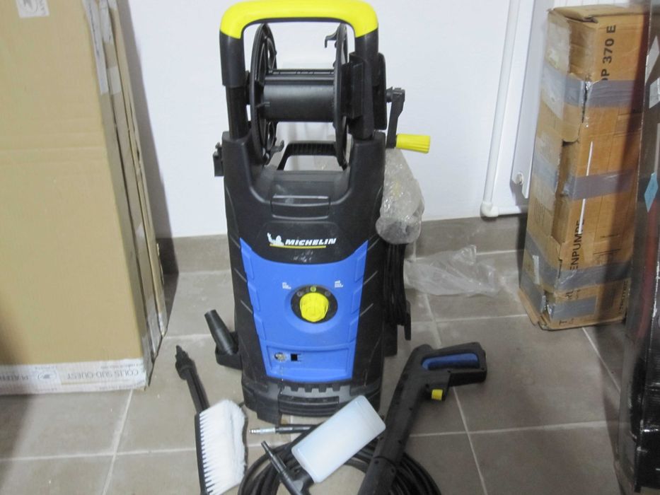 Aparat curățat cu presiune înaltă Michelin MPX25HDSP, 2500 W, 170 bar