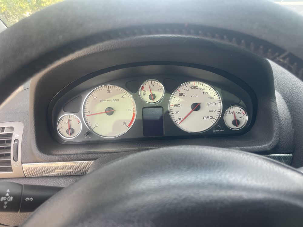 Peugeot 407 na chasti пежо 407 на части 2.0хди