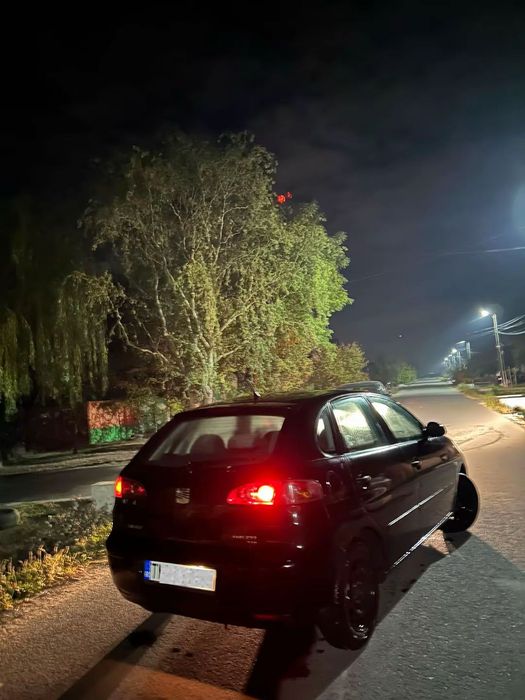Vând Seat Ibiza în stare de funcționare
