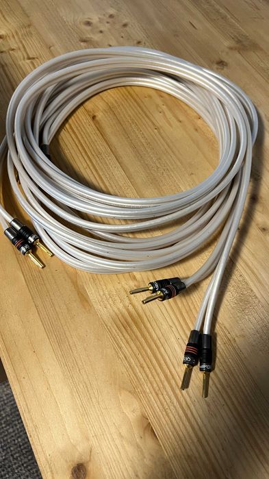 DALI IKON 6 - CADOU Cablu QED -  Reference XT 40 si QED - 5M