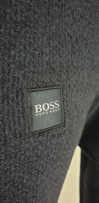 Hugo Boss Wool Mens Size М ОРИГИНАЛ! 2 Броя Мъжки Вълнени Пуловери!