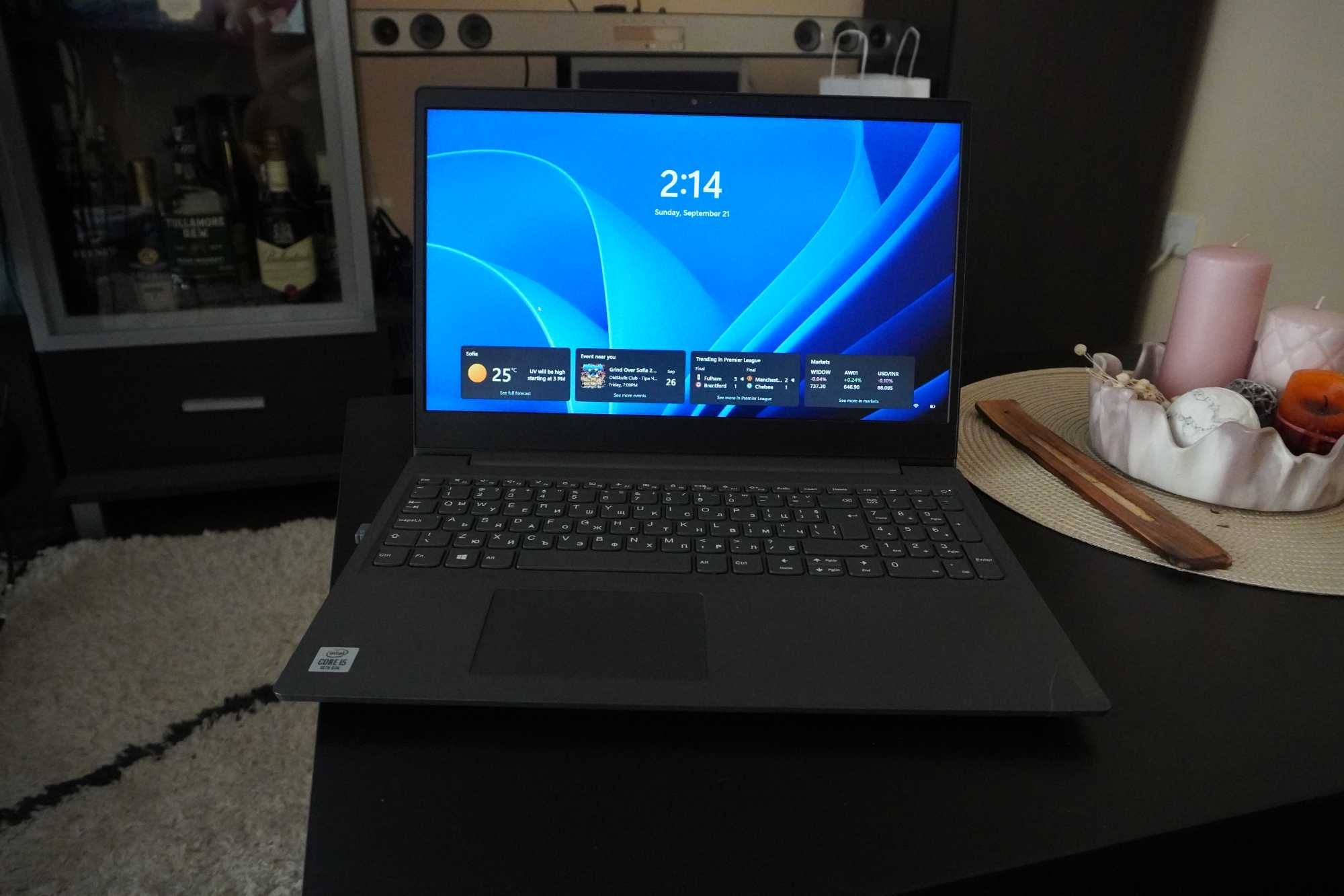 Лаптоп Lenovo V15-IIL, Intel Core i5-1035G1, 15.6", RAM 8GB, SSD 512GB