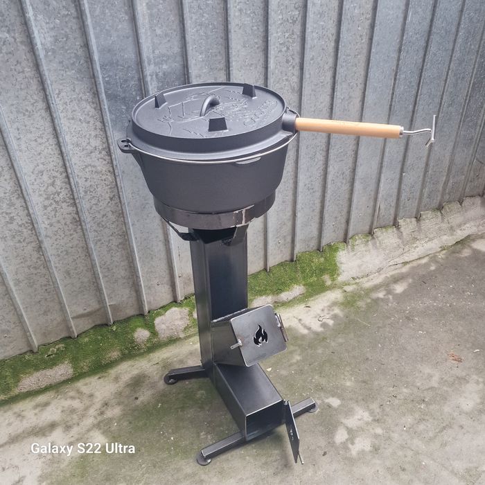 Vând ceaun din fontă pură cu capac grill și mâner detașabil