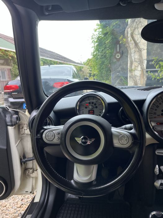 Mini Cooper 1.6 diesel, 2010