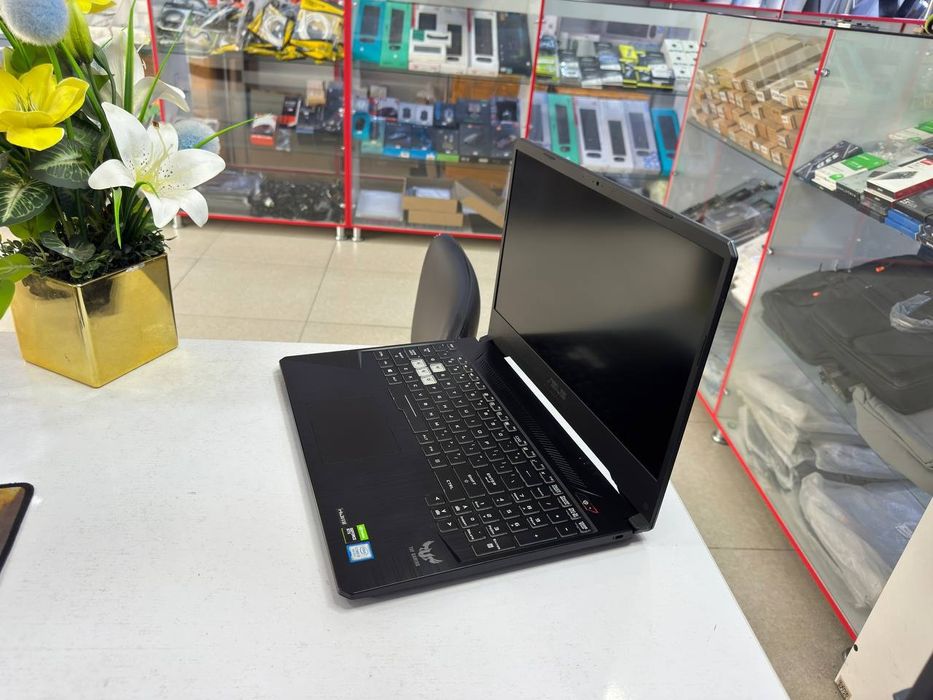 Asus Tuf Gaming i5-9300H 8/1256 SSD Nvme GTX 1650-4gb