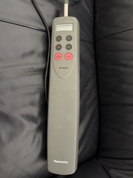 Raymarine ST1000+