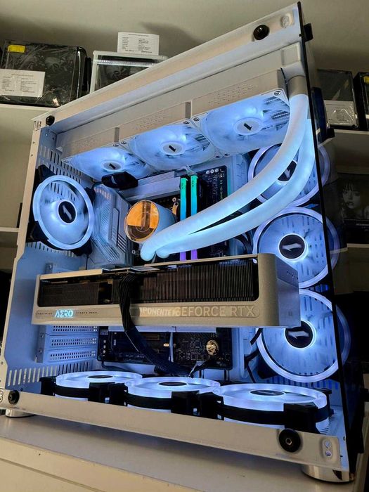 Calculator ULTRA 9 285K RTX 5090 MSI, 32GB, SSD,AIO 360, Factura, Tva!