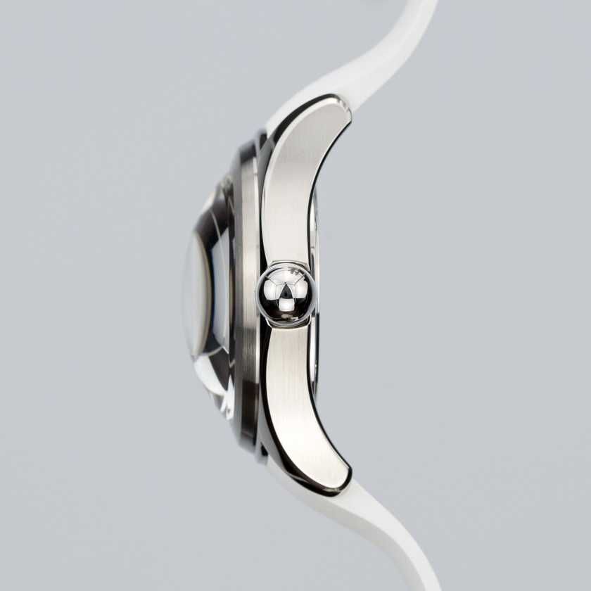 Corum Bubble Luminova 47 All White