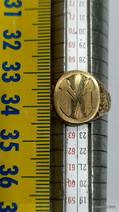 Vind inel din aur 14kt cu monograma