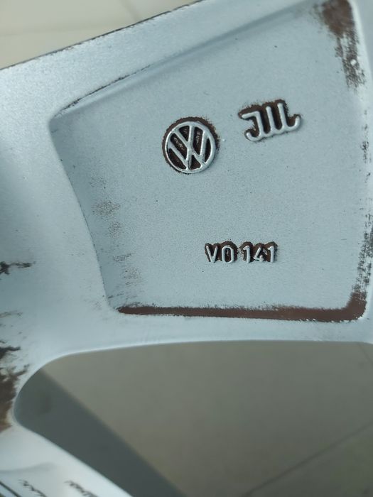 16 цола 5х112 Vw оригинални.