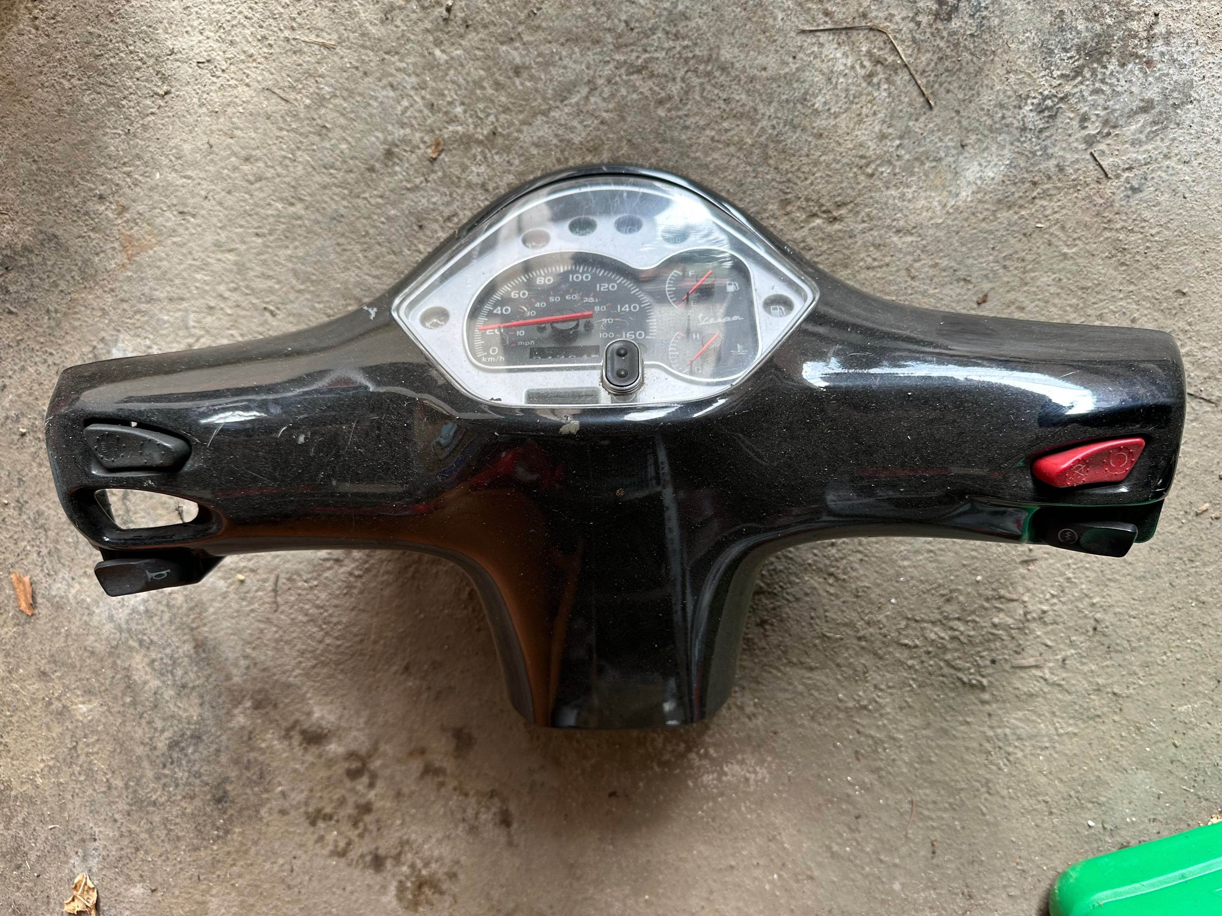 Километраж Веспа Vespa GTS 125 2012г