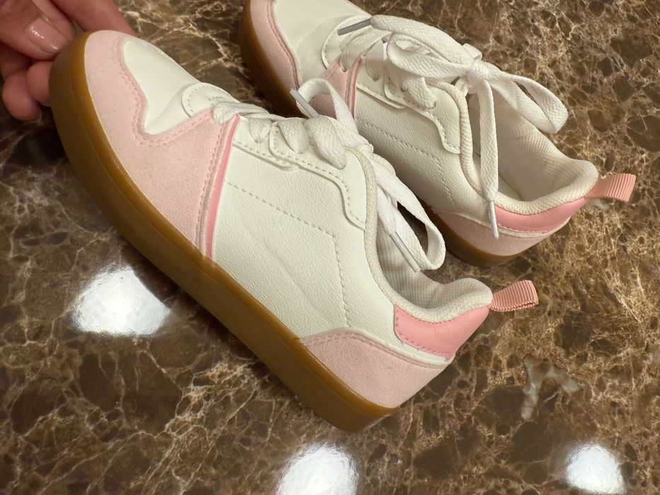 Детски маратонки розово-бяло