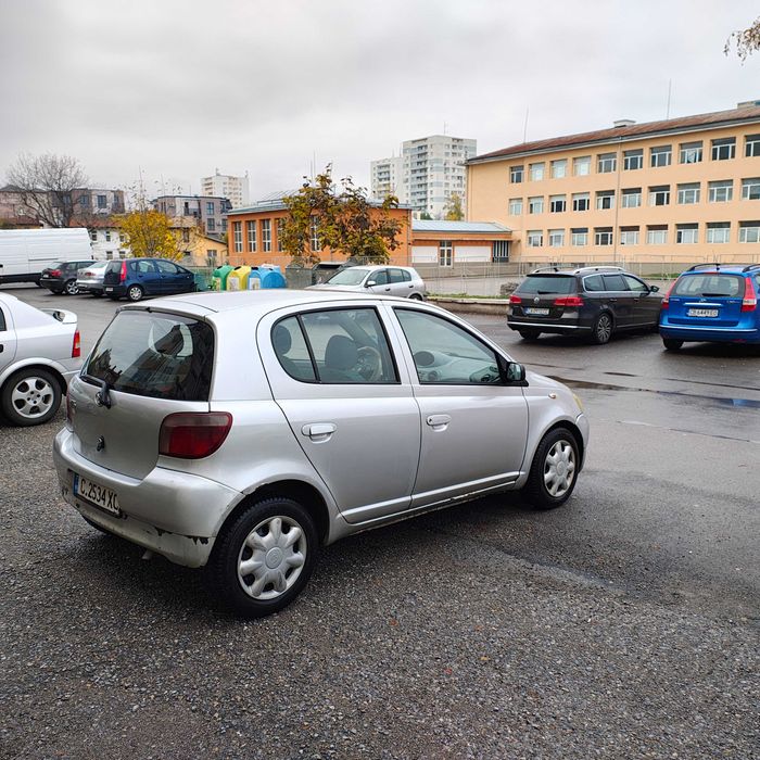 Toyta Yaris 2001